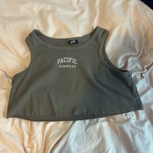 Brown PacSun crop top for summer